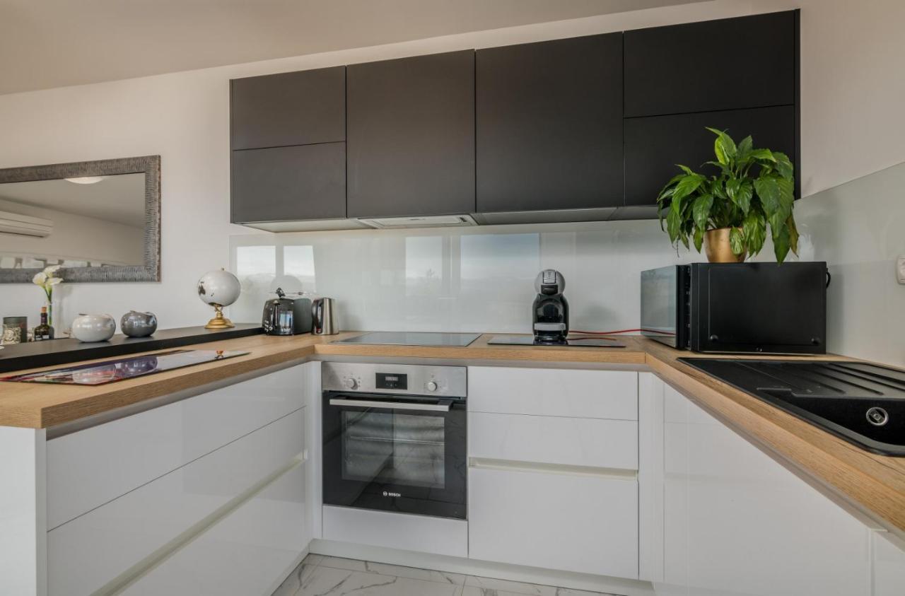 Apartments Elle Luxury Vantacici مالينسكا المظهر الخارجي الصورة