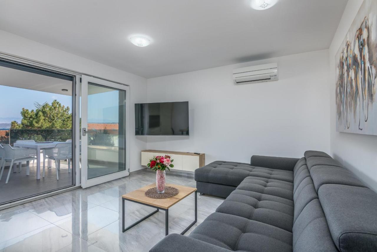 Apartments Elle Luxury Vantacici مالينسكا المظهر الخارجي الصورة