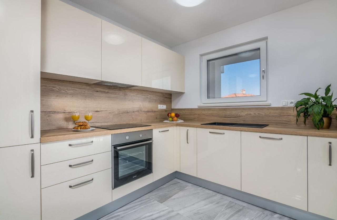Apartments Elle Luxury Vantacici مالينسكا المظهر الخارجي الصورة