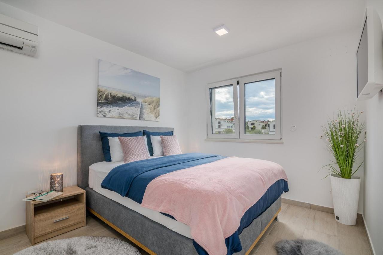 Apartments Elle Luxury Vantacici مالينسكا المظهر الخارجي الصورة