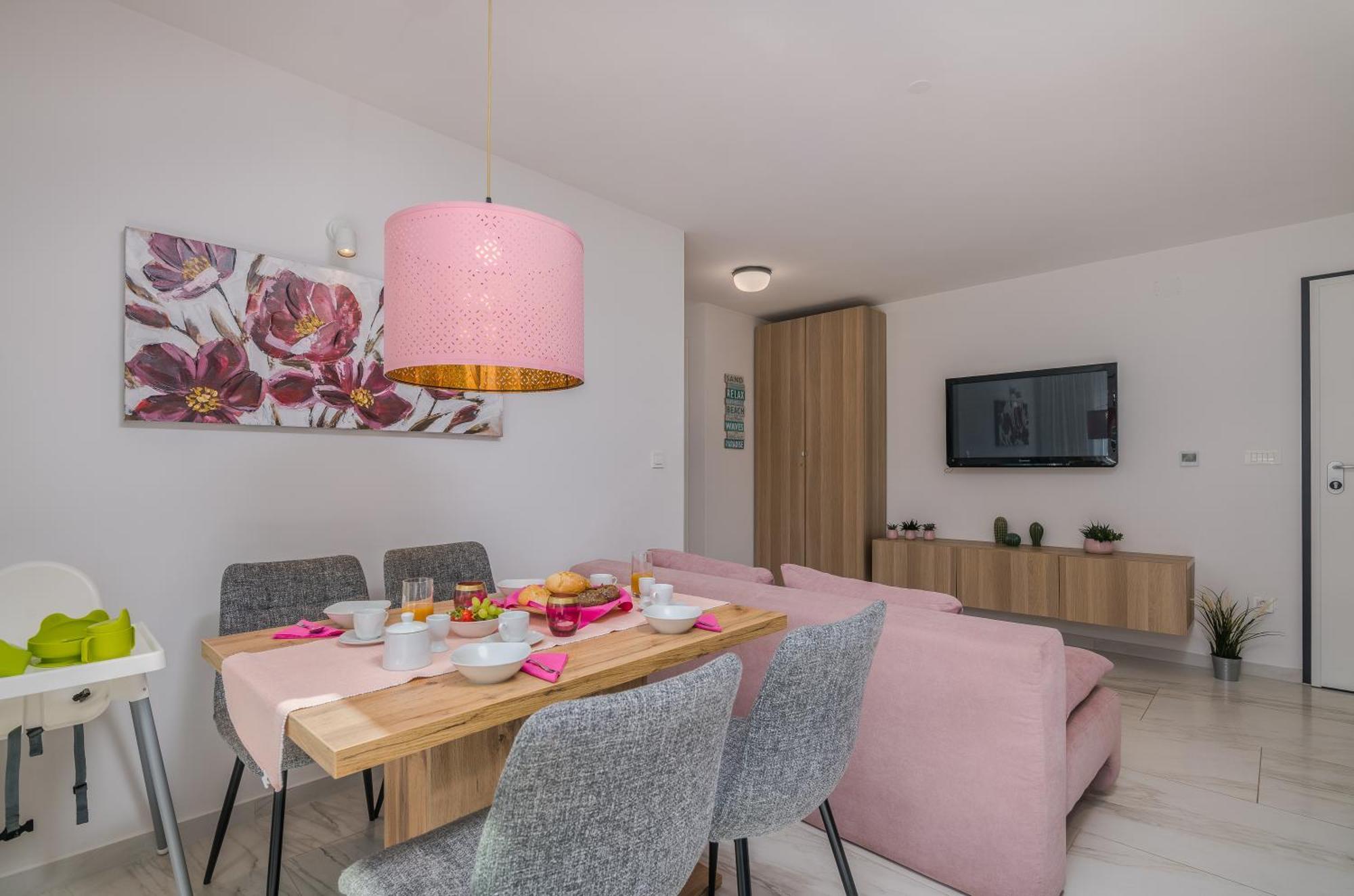 Apartments Elle Luxury Vantacici مالينسكا المظهر الخارجي الصورة